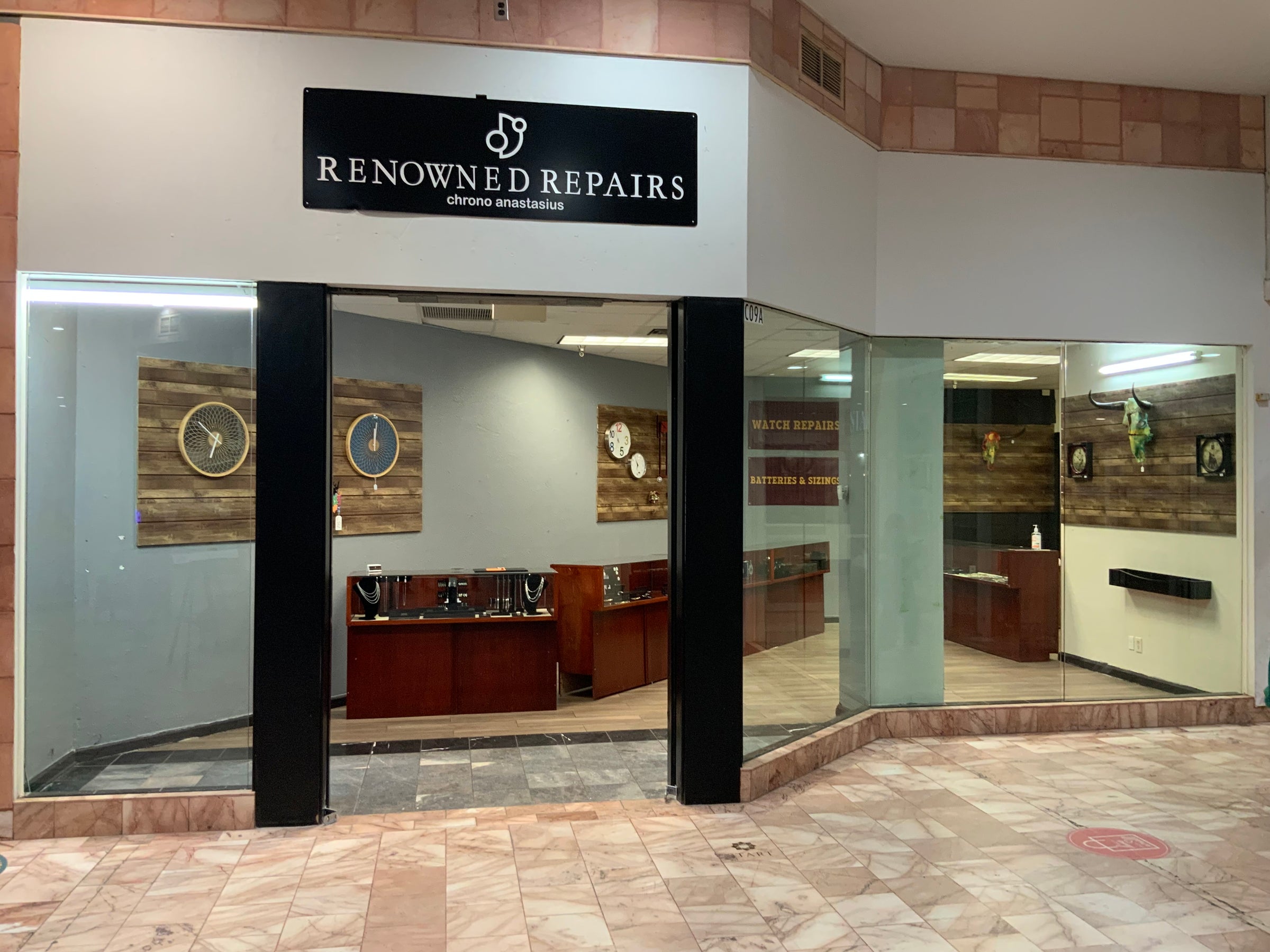 Lake Forest Luxury Watch Shop Near Me thumbnail